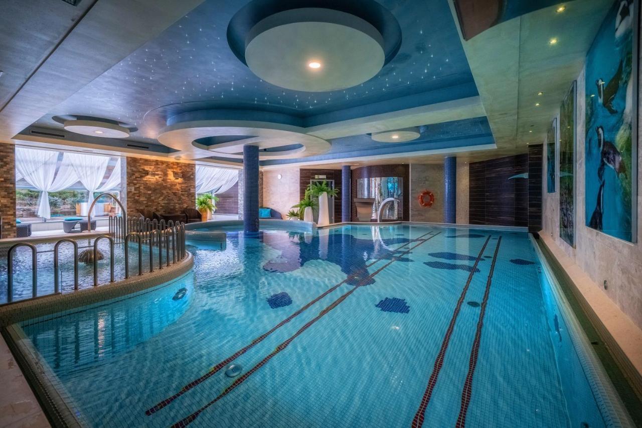 Hotel & Spa Czarny Gron Rzyki Extérieur photo