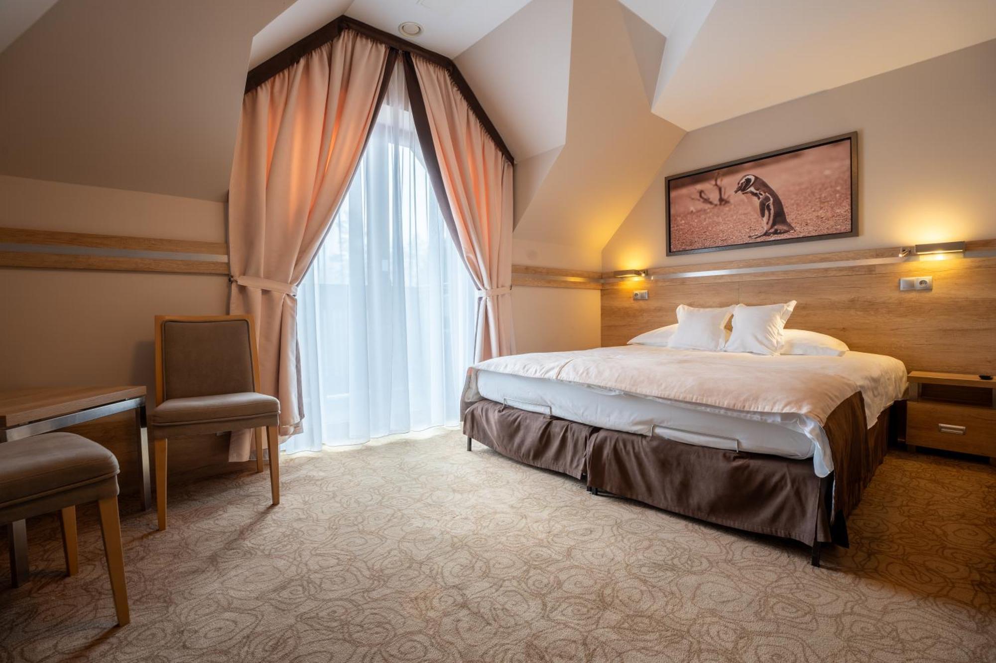 Hotel & Spa Czarny Gron Rzyki Extérieur photo