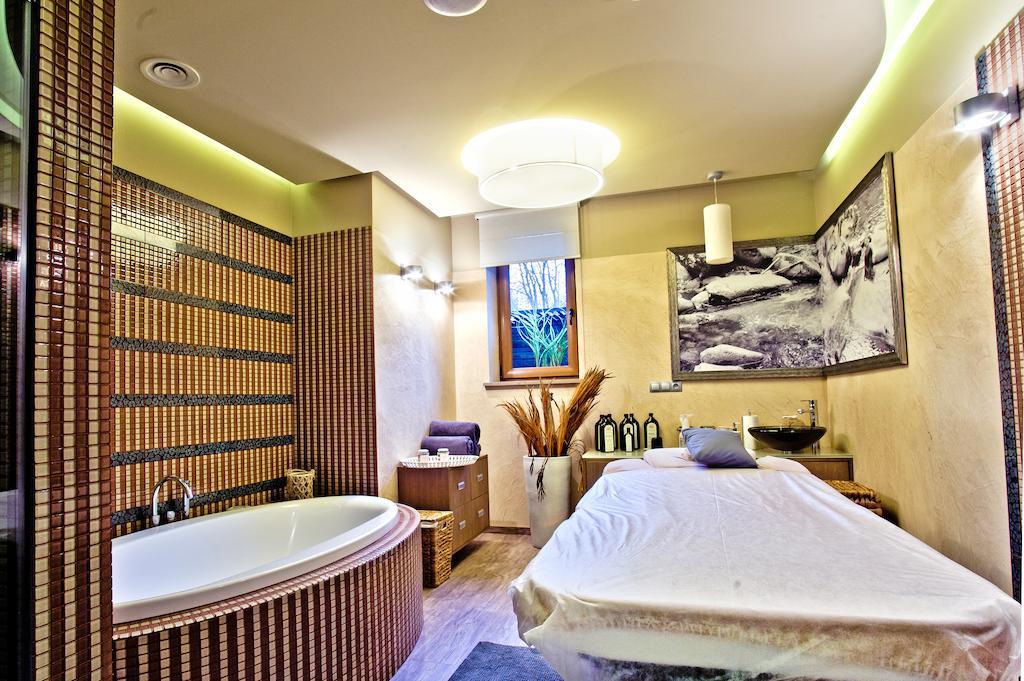 Hotel & Spa Czarny Gron Rzyki Extérieur photo