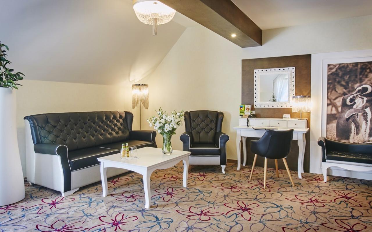 Hotel & Spa Czarny Gron Rzyki Extérieur photo